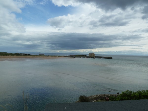 A spring afternoon spent skimming stones on Elie beach.